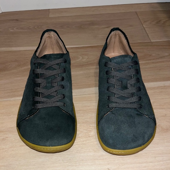 Vivobarefoot Suede Addis. Barefoot minimalist shoes - Picture 4 of 7